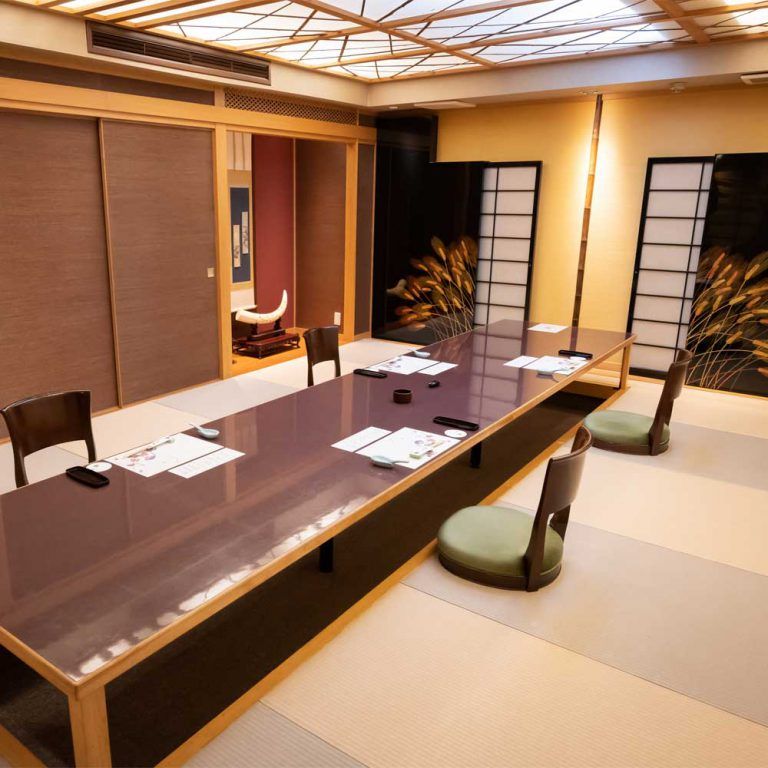 ４階 - 接待向きお座敷個室​（掘りごたつ席）